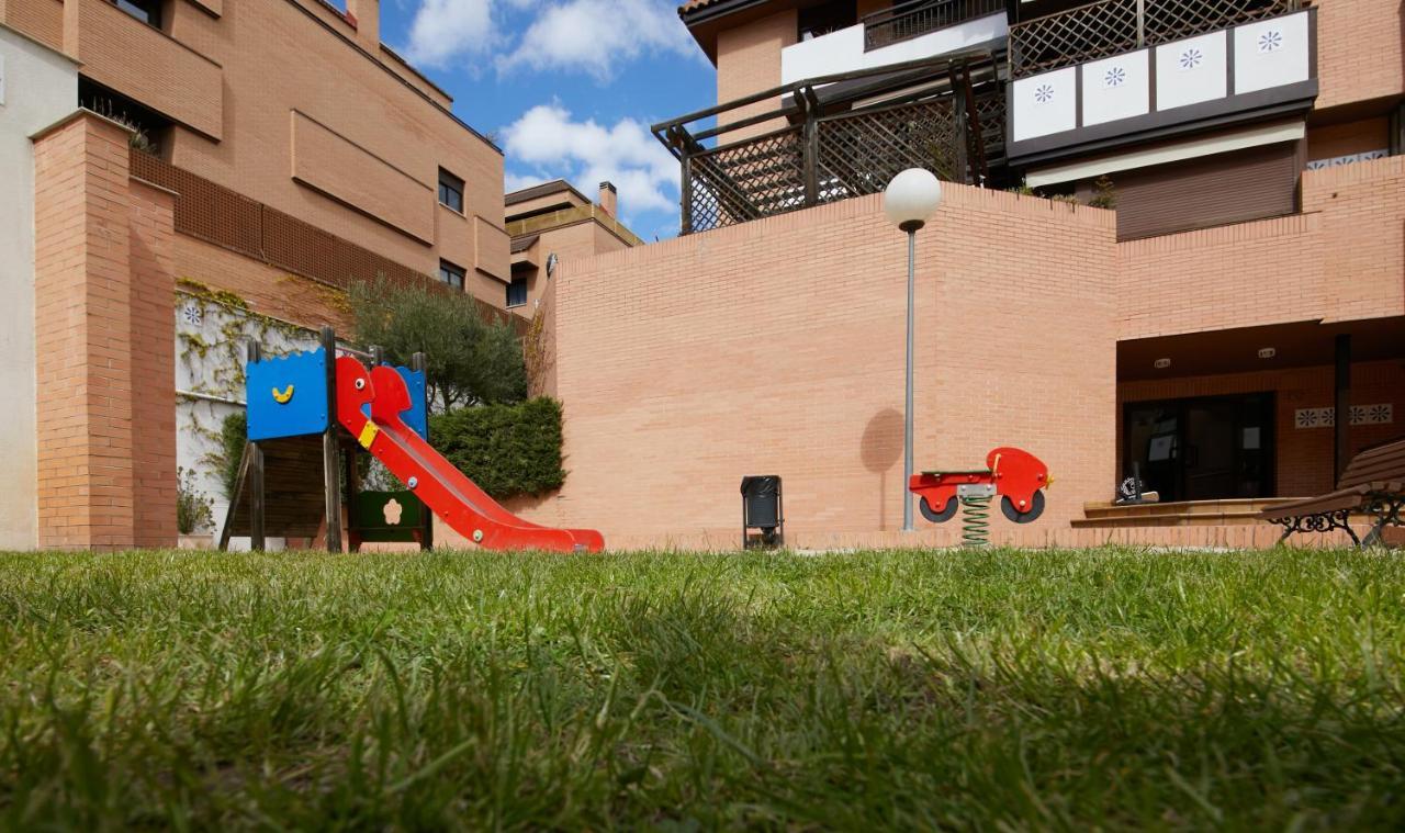 Apartamento Las Rozas Village Luaran gambar