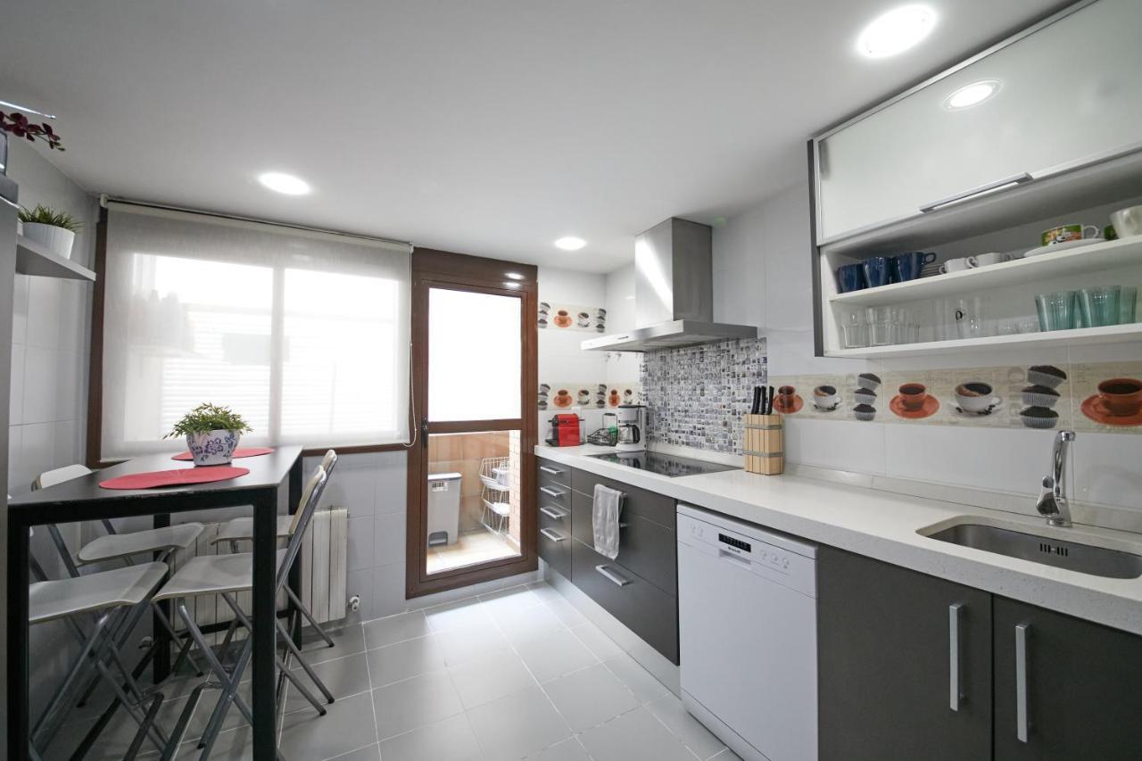 Apartamento Las Rozas Village Luaran gambar