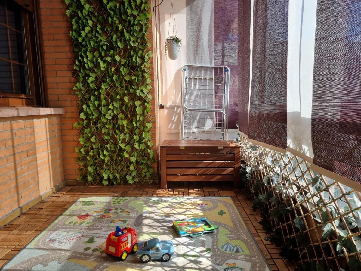Apartamento Las Rozas Village Luaran gambar