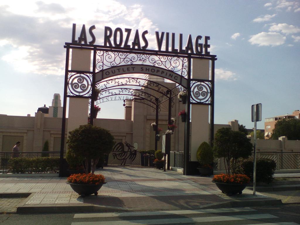 Apartamento Las Rozas Village Bilik gambar